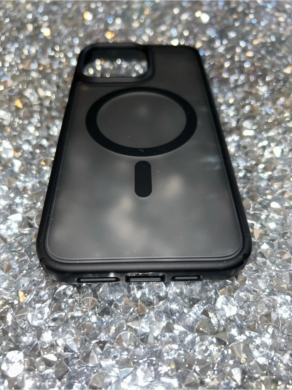 iPhone 15 pro MagSafe-Compatible Black Phone Case with Matte Back